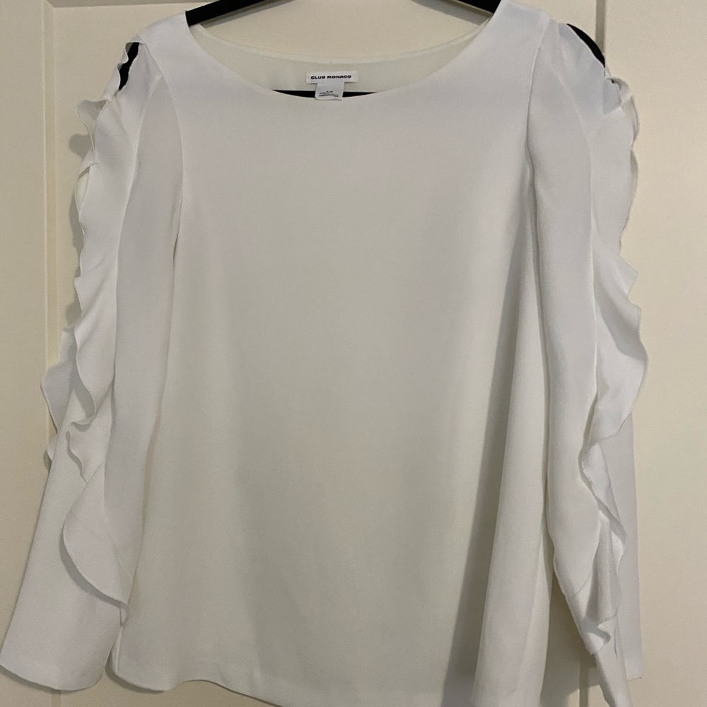 Club Monaco top size small
